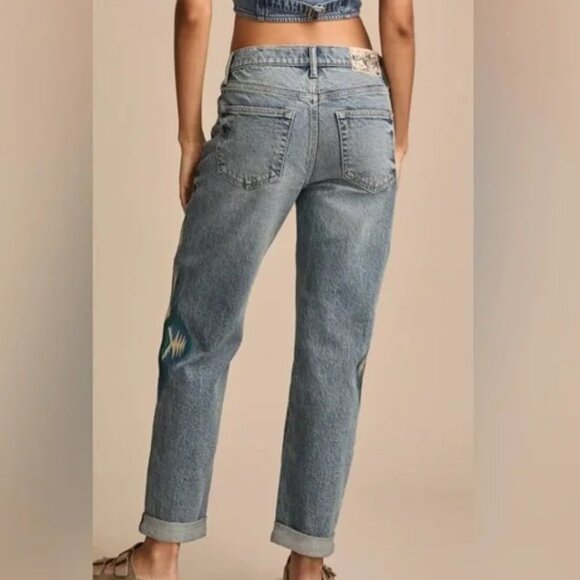 Lucky Brand Embroidered JEANS Gold Rush Mid Rise Boy 12/31R NWOT - Picture 4 of 15